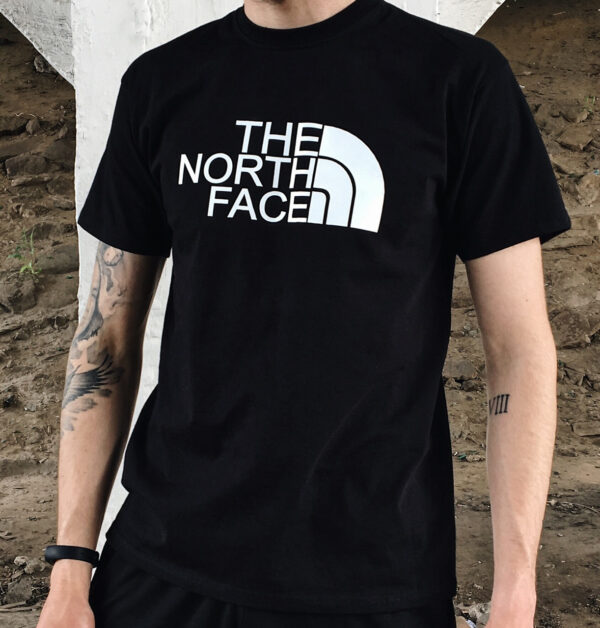 Noxx Футболка чоловіча The North Face, зе Норт фейс Noxx Футболка чоловіча The North Face, зе Норт фейс