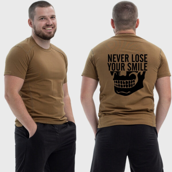 Мужская тактическая футболка Noxx в стиле милитари Never lose your smile не теряй улыбку, Койот Мужская тактическая футболка Noxx в стиле милитари Never lose your smile не теряй улыбку, Койот