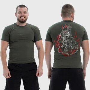 Мужская тактическая футболка Noxx в стиле милитари Демоница с автоматом в наушниках пылает огонь, Хаки