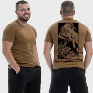 Мужская тактическая футболка Noxx в стиле милитари Sunset Goons девушка сверху на скелете в прямоугольнике, Койот Мужская тактическая футболка Noxx в стиле милитари Sunset Goons девушка сверху на скелете в прямоугольнике, Койот